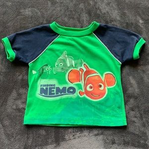 Disney,12M,Finding nemo shirt